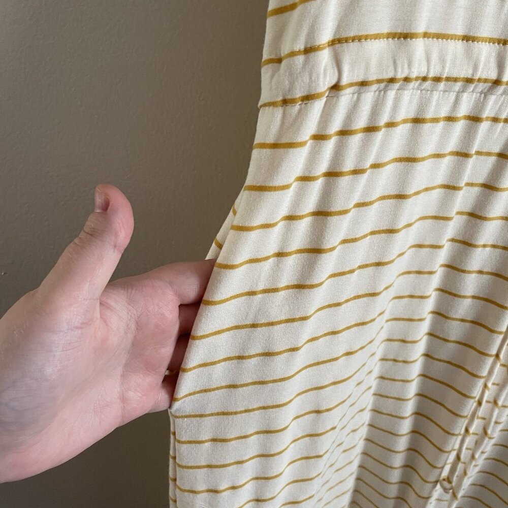 Betsey's Boutique Shop Women S White/Yellow Striped Drawstring Waist Dress NWT - Picture 4 of 11